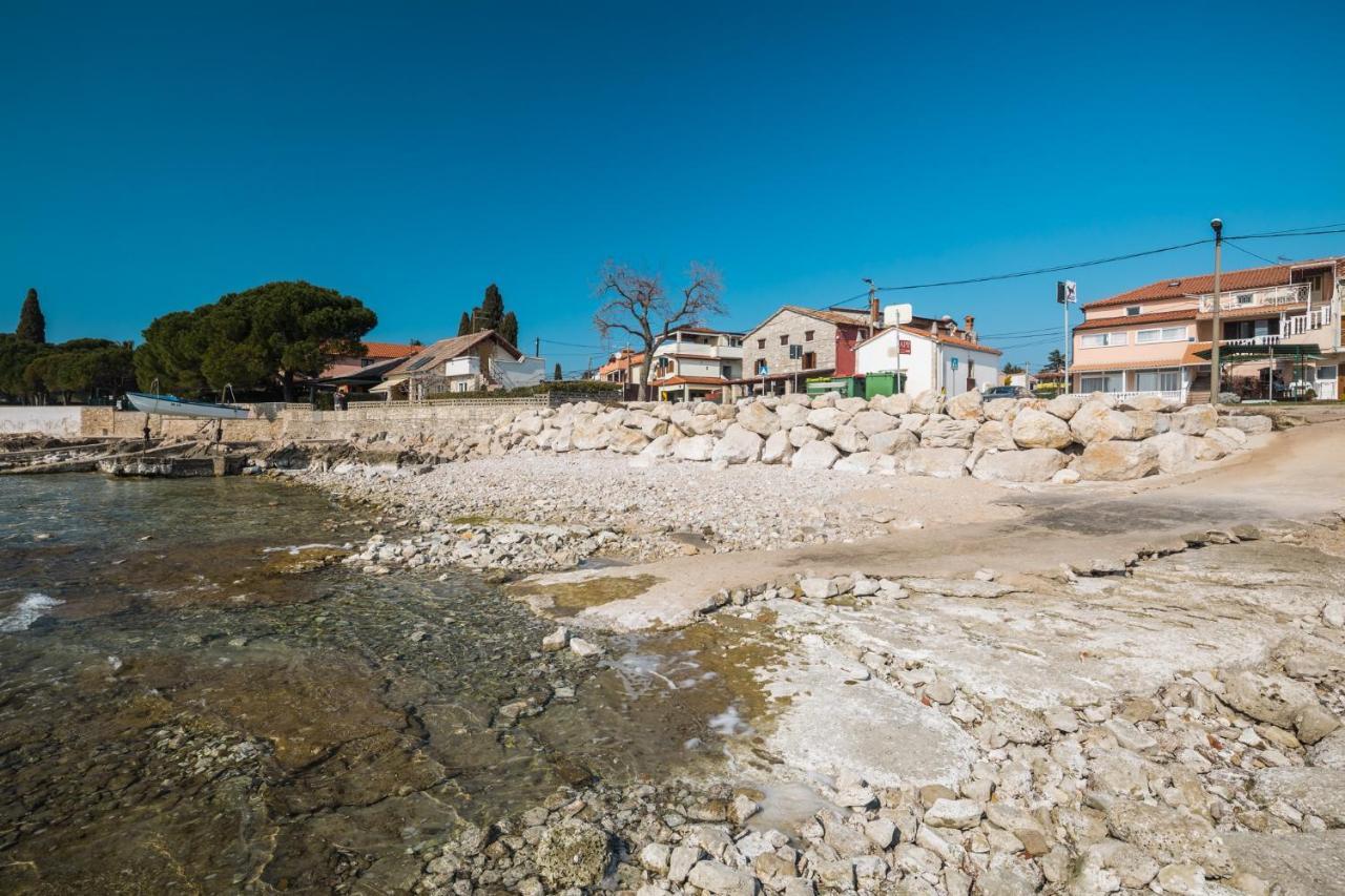 Apartments By The Sea Zambratija, Umag - 2557 Екстер'єр фото